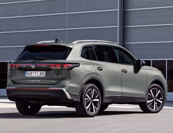 Volkswagen Tiguan 4MOTION [Worldwide] '2023–pr.