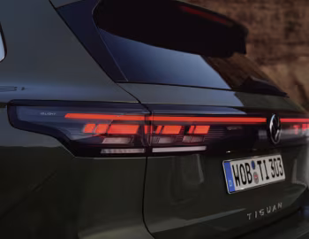 Volkswagen Tiguan 4MOTION [Worldwide] '2023–pr.