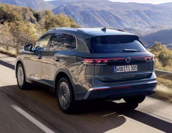 Volkswagen Tiguan 4MOTION [Worldwide] '2023–pr.