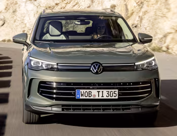 Volkswagen Tiguan 4MOTION [Worldwide] '2023–pr.