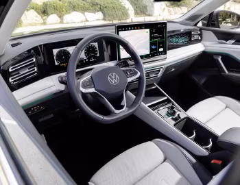 Intérieur Volkswagen Tiguan 4MOTION [Worldwide] '2023–pr.