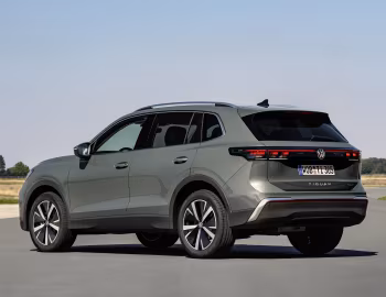 Volkswagen Tiguan 4MOTION [Worldwide] '2023–pr.