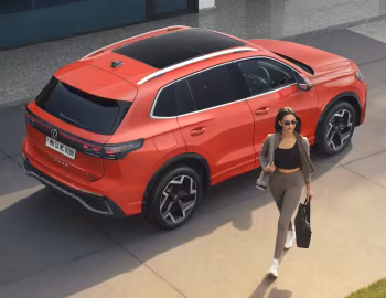 Volkswagen Tiguan 4MOTION R-Line [India] '2025–pr.