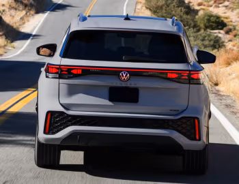 2025–pr. Volkswagen Tiguan SEL 4MOTION R-Line [North America] '2025–pr.