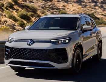 2025–pr. Volkswagen Tiguan SEL 4MOTION R-Line [North America] '2025–pr.