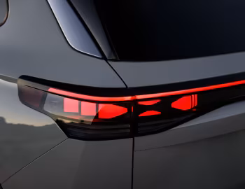 2025–pr. Volkswagen Tiguan SEL 4MOTION R-Line [North America] '2025–pr.
