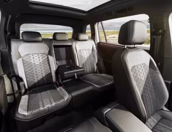 Interior Volkswagen Tiguan Allspace 4MOTION [Worldwide] '2021–24