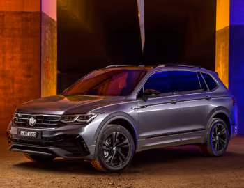 Volkswagen Tiguan Allspace "Monochrome" [Australia] '2023–pr.