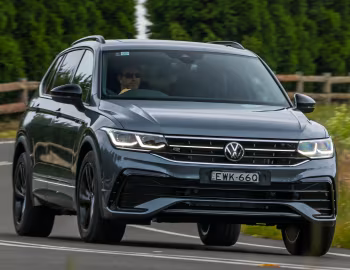 Volkswagen Tiguan Allspace "Monochrome" [Australia] '2023–pr.