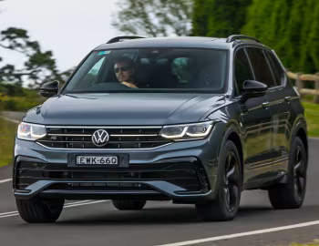 Volkswagen Tiguan Allspace "Monochrome" [Australia] '2023–pr.