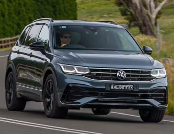 Volkswagen Tiguan Allspace "Monochrome" [Australia] '2023–pr.
