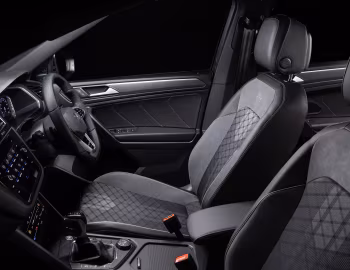 Intérieur Volkswagen Tiguan Allspace "Monochrome" [Australia] '2023–pr.