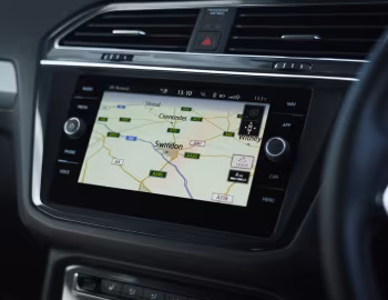 Intérieur Volkswagen Tiguan Allspace R-Line [UK-spec] '2018–21