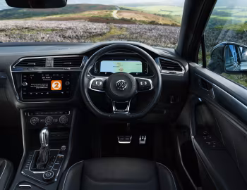Panel frontal Volkswagen Tiguan Allspace R-Line [UK-spec] '2018–21