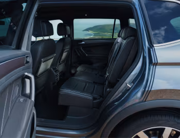 Intérieur Volkswagen Tiguan Allspace R-Line [UK-spec] '2018–21