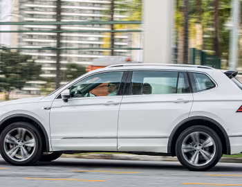 Volkswagen Tiguan Allspace R-Line [Latam] '2018–21