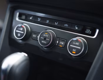 Intérieur Volkswagen Tiguan Allspace R-Line [UK-spec] '2018–21