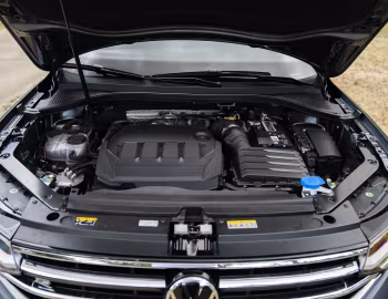 Bajo el capó Volkswagen Tiguan Allspace R-Line [Worldwide] '2021–24