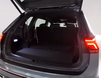 Ambos Volkswagen Tiguan Allspace R-Line [Malaysia] '2022–pr.