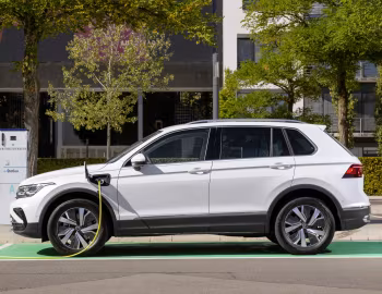 Volkswagen Tiguan eHybrid Elegance [Worldwide] '2020–23