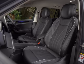 Interior Volkswagen Tiguan eHybrid Elegance [Australia] '2026