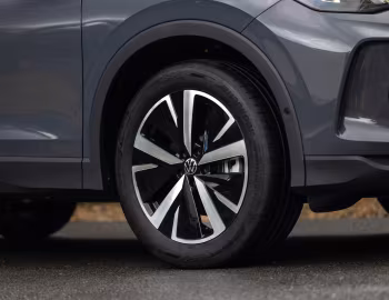 Volkswagen Tiguan eHybrid Elegance [Australia] '2026