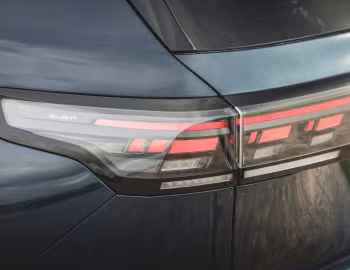 Volkswagen Tiguan eTSI Elegance [UK-spec] '2024–pr.