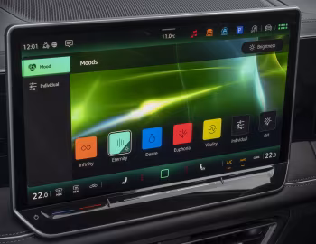 Interior Volkswagen Tiguan eTSI Elegance [UK-spec] '2024–pr.