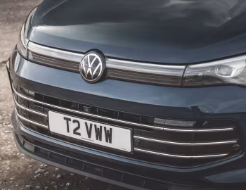 Volkswagen Tiguan eTSI Elegance [UK-spec] '2024–pr.