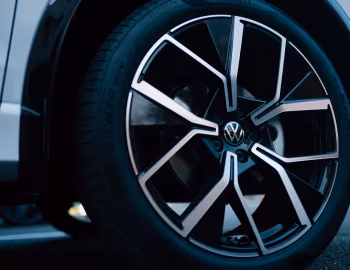 Volkswagen Tiguan eTSI R-Line [Japan] '2024–pr.