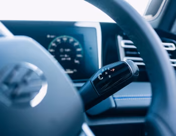 Interior Volkswagen Tiguan eTSI R-Line [Japan] '2024–pr.