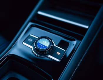 Interior Volkswagen Tiguan eTSI R-Line [Japan] '2024–pr.