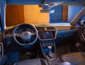 Panel frontal Volkswagen Tiguan L PHEV [China] '2018–21