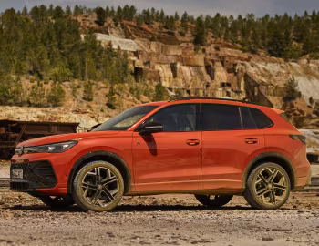 Volkswagen Tiguan R-Line [Worldwide] '2023–pr.