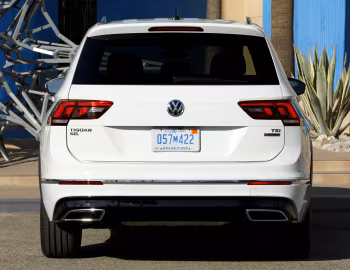 2018–21 Volkswagen Tiguan R-Line [North America] '2017–21