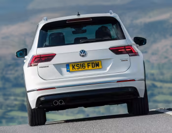 Volkswagen Tiguan R-Line [UK-spec] '2016–20