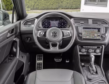 Panel frontal Volkswagen Tiguan R-Line [Worldwide] '2016–20