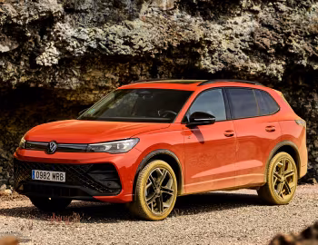 Volkswagen Tiguan R-Line [Worldwide] '2023–pr.