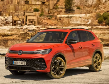Volkswagen Tiguan R-Line [Worldwide] '2023–pr.