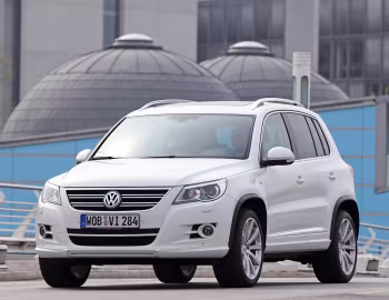 Volkswagen Tiguan R-Line [Worldwide] '2008–11