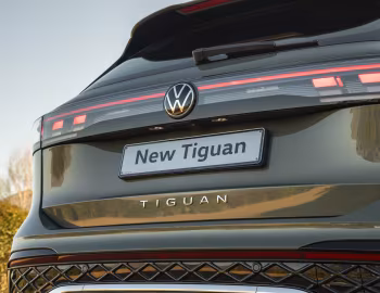 Volkswagen Tiguan R-Line [South Africa] '2024–pr.