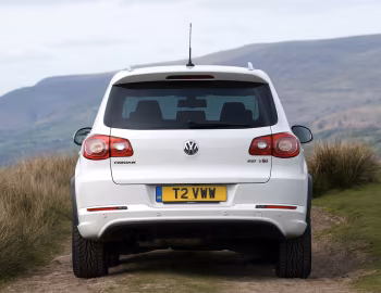 Volkswagen Tiguan R-Line [UK-spec] '2010–11