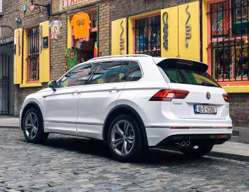 Volkswagen Tiguan R-Line [UK-spec] '2016–20