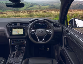 Panel frontal Volkswagen Tiguan R-Line [UK-spec] '2020–pr.