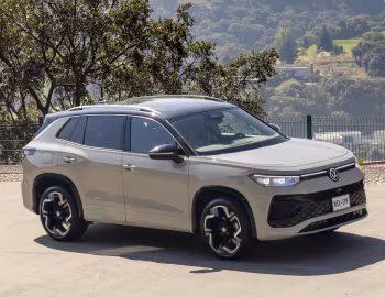 Volkswagen Tiguan R-Line [Mexico] '2025–pr.