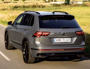 Volkswagen Tiguan R-Line "Black Style" [Worldwide] '2020–23