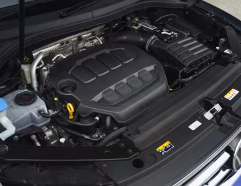 Bajo el capó Volkswagen Tiguan R [UK-spec] '2021–pr.