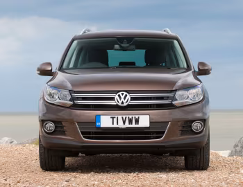 Volkswagen Tiguan Sport & Style [UK-spec] '2011–16
