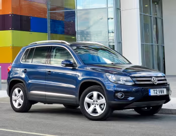 Volkswagen Tiguan Track & Style [UK-spec] '2011–16