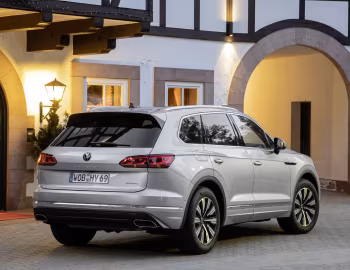 Volkswagen Touareg eHybrid [Worldwide] '2020–23